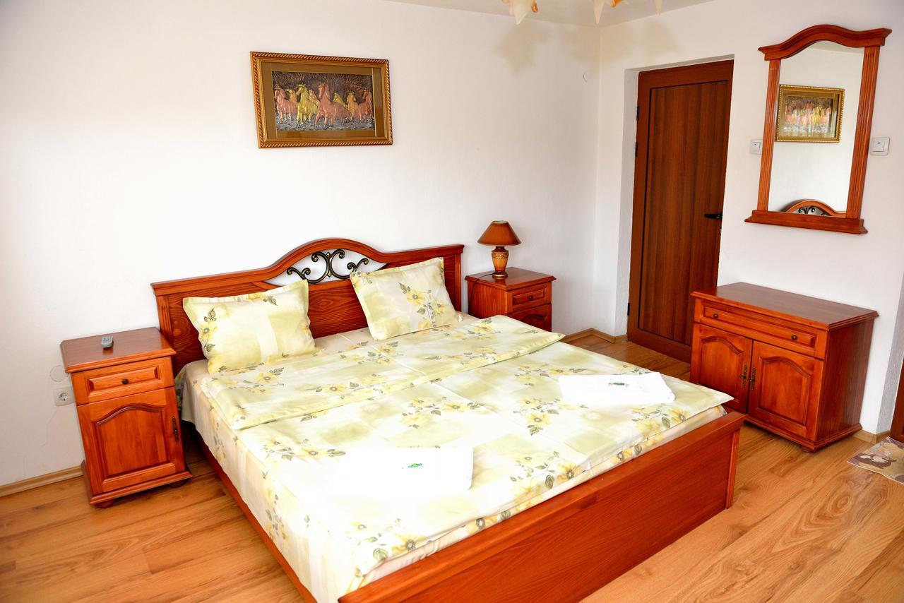 Guest House Mavrudieva Koprivştitsa Dış mekan fotoğraf